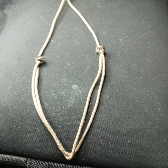 Jade carved seahorse adjustable necklace - Picture 5 of 5